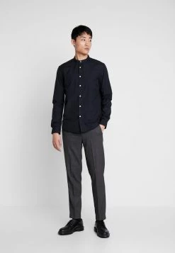 Pier One 2 PACK - Camisa - Oliv/black, Hombre