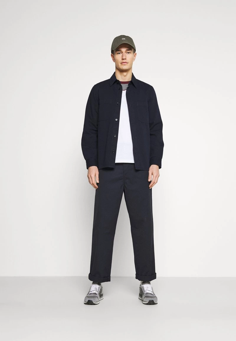 Pier One Hombre Camiseta Estampada - Grey/white/bordeaux - Imagen 2