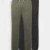Pier One Hombre 2er PACK - Pantalones Deportivos - Olive/black