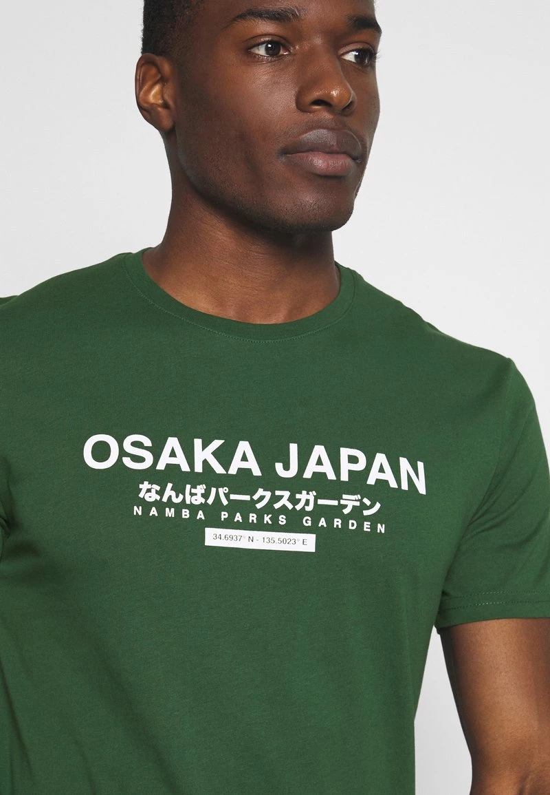 Pier One Hombre OSAKA TEE - Camiseta Estampada - Green - Imagen 6