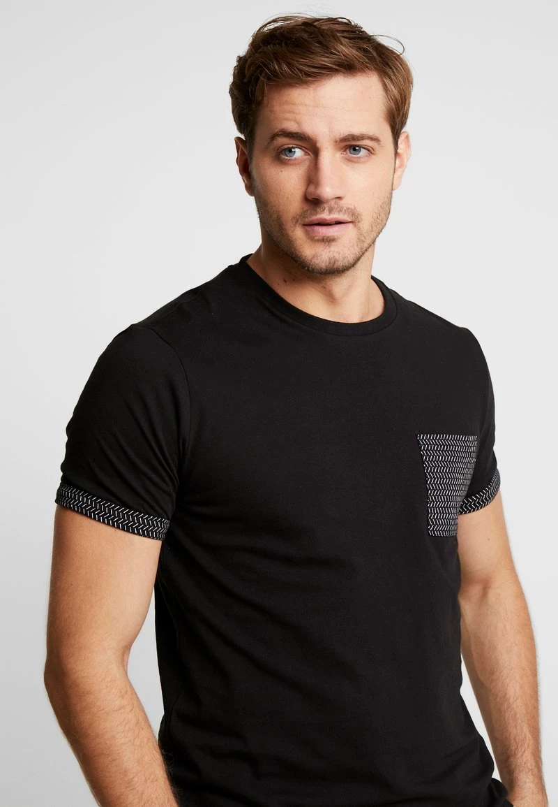 Pier One Hombre Camiseta Estampada - Black - Imagen 4