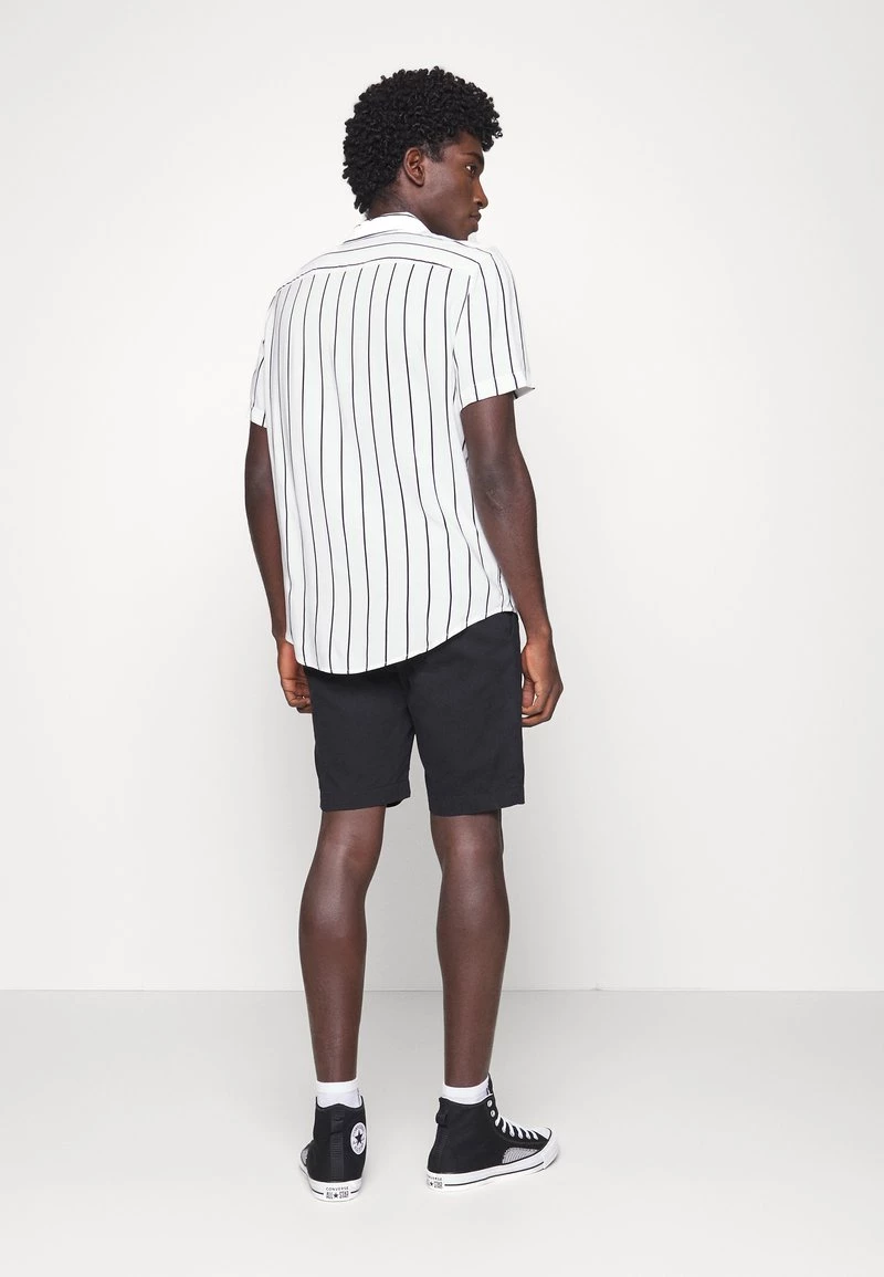 Pier One Hombre 2 PACK - Camisa - Black/white - Imagen 5