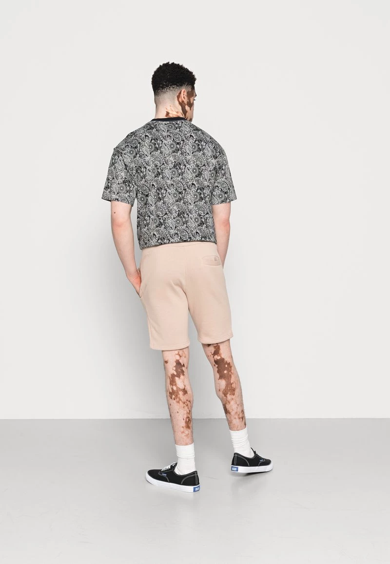 Pier One 2 PACK - Shorts - Tan/black, Hombre - Imagen 3