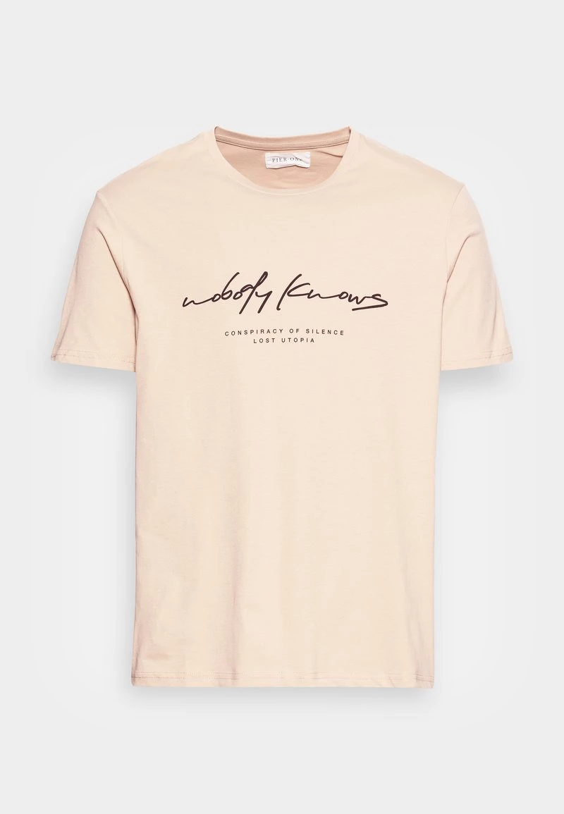 Pier One Camiseta Estampada - Tan, Hombre - Imagen 4