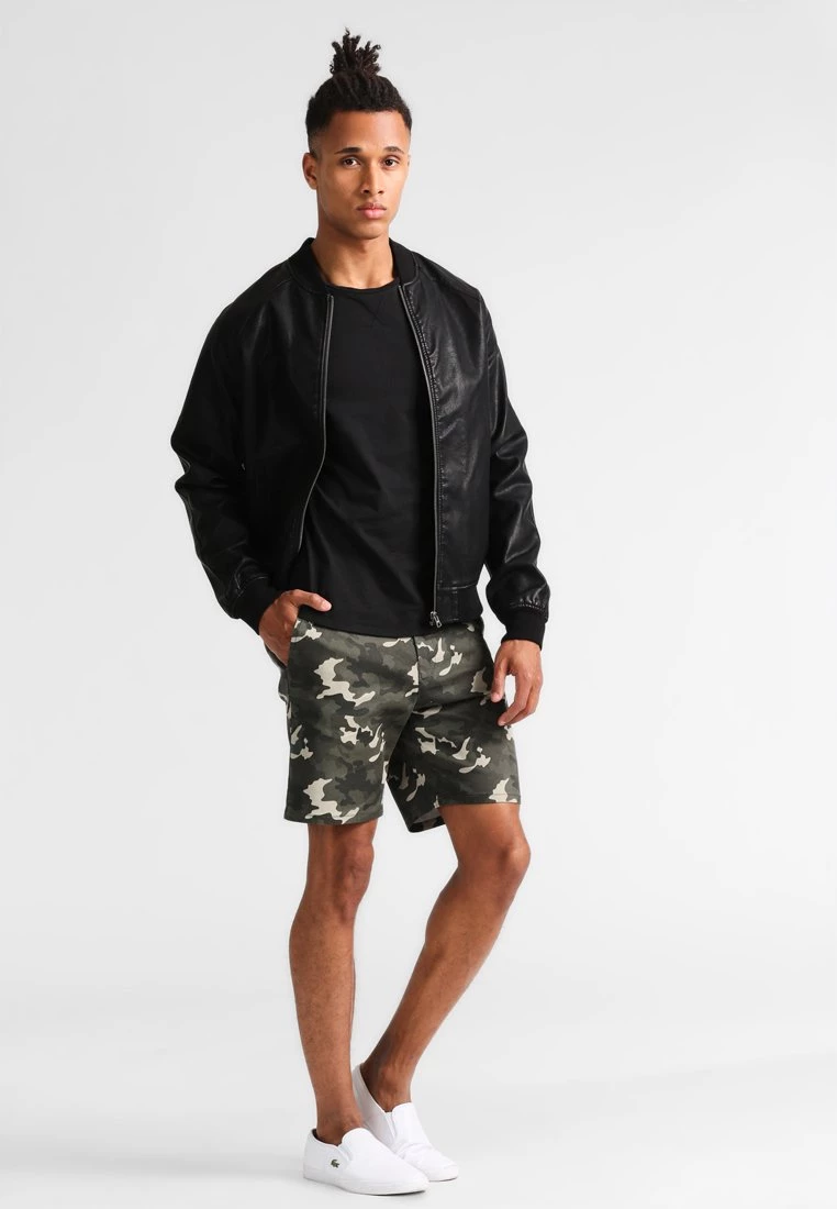 Pier One Hombre Camiseta Básica - Black - Imagen 2